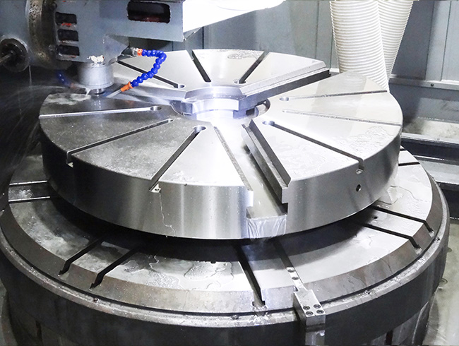 Autogrip® grinding equipment developed by ourselves, achieving fast and high accuracy manufacturing process.